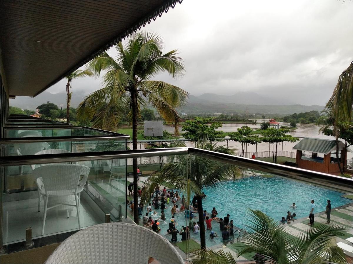 Paramount Riverfront Resort & Spa, Karjat Exterior foto
